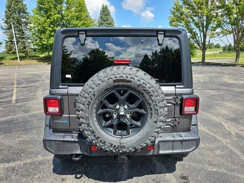 Used 2025 Jeep Wrangler Unlimited Sport S 4xe AWD/4WD image 5