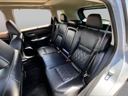Used 2023 Nissan Rogue Platinum w/ Platinum Premium Package FWD image 20