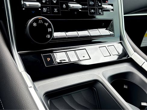 New 2026 Nissan Armada Platinum Reserve image 22