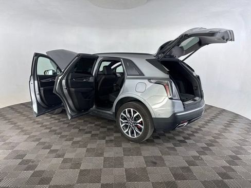 Used 2025 Cadillac XT5 Sportv w/ Technology Package AWD/4WD image 21