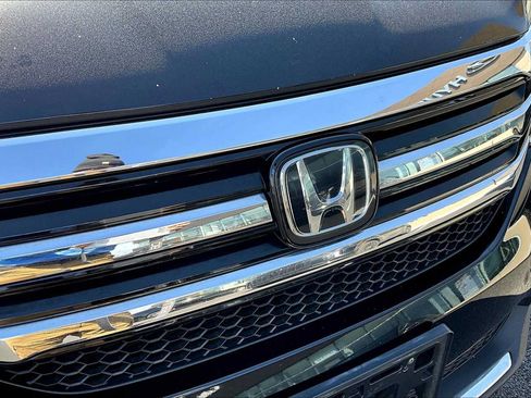 Used 2016 Honda Pilot Elite image 29