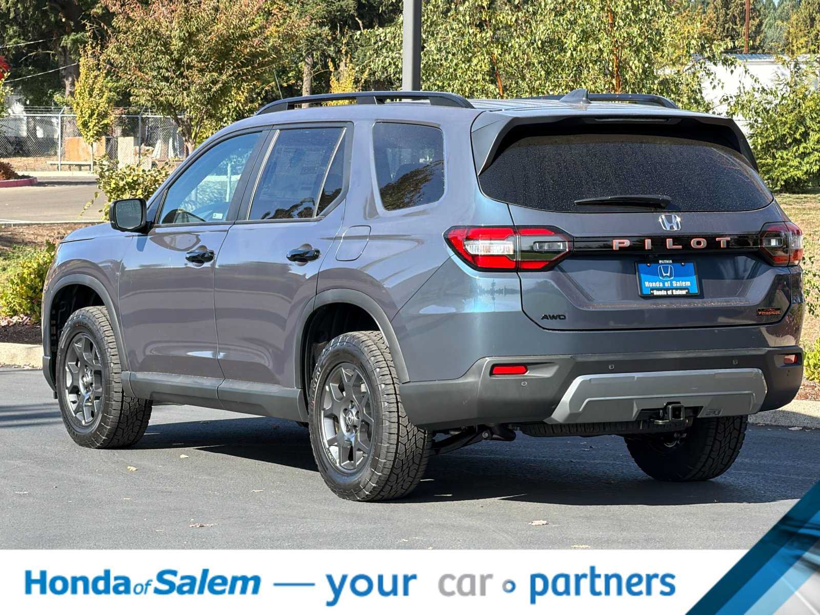 New 2026 Honda Pilot TrailSport image 6
