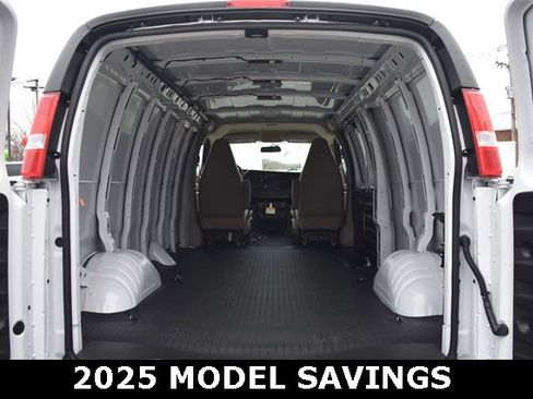 New 2025 Chevrolet Express 2500 Work Van image 16