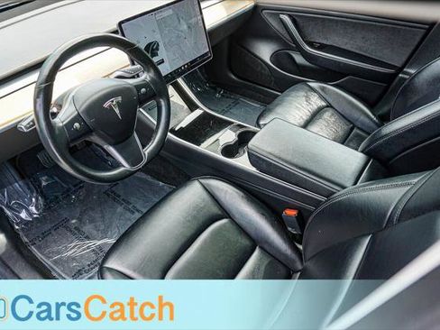 Used 2018 Tesla Model 3 Long Range RWD image 17