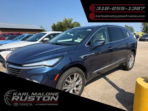 Used 2023 Buick Enclave Essence w/ Experience Buick Package AWD/4WD image 1