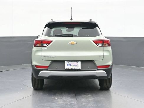New 2026 Chevrolet TrailBlazer LT w/ Convenience Package FWD image 8