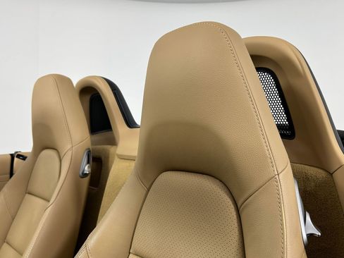 Used 2013 Porsche Boxster RWD image 16