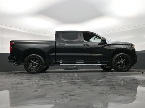 Used 2019 Chevrolet Silverado 1500 Custom w/ Custom Value Package RWD image 25
