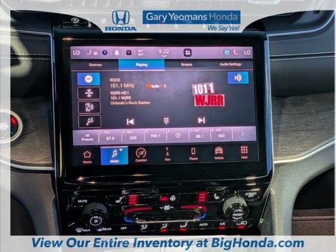 Used 2025 Jeep Grand Cherokee L Limited RWD image 21