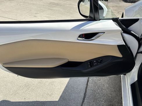 New 2026 MAZDA MX-5 Miata Grand Touring RWD image 37