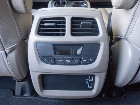 Used 2019 Honda Pilot EX-L image 19