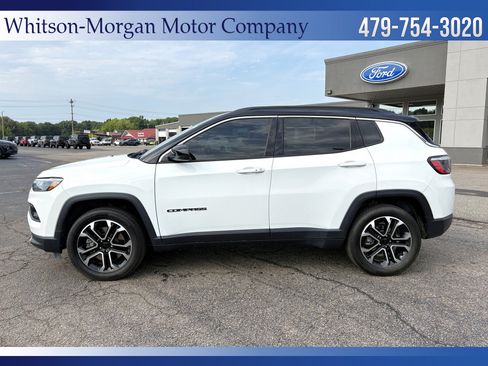 Used 2024 Jeep Compass Limited AWD/4WD image 8