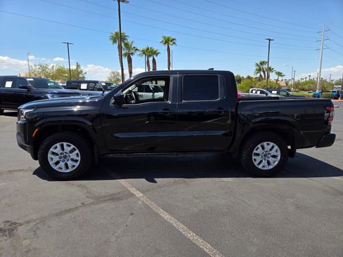 Used 2023 Nissan Frontier SV w/ Tow Package AWD/4WD image 3