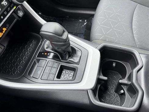 Used 2025 Toyota RAV4 XLE image 16
