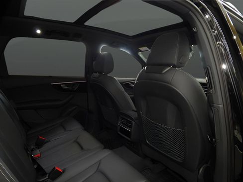 Used 2025 Audi Q7 3.0T Premium Plus image 35