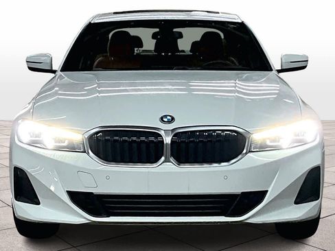 Certified 2023 BMW 330e xDrive w/ Convenience Package image 3