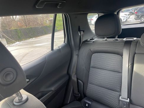 Used 2025 Chevrolet Equinox LT image 37