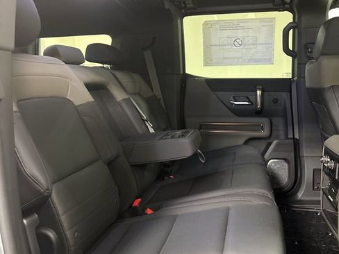 New 2025 GMC Hummer EV 2X AWD/4WD image 44