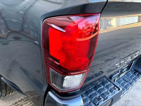 Used 2019 Toyota Tacoma SR image 28