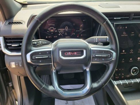 Used 2025 GMC Terrain Elevation AWD/4WD image 11
