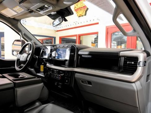 Used 2024 Ford F250 XL w/ XL Off-Road Package AWD/4WD image 14