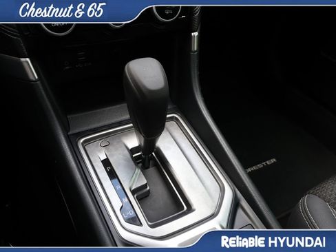Used 2023 Subaru Forester Premium AWD/4WD image 41