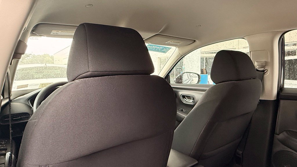 Used 2025 Honda HR-V LX image 8