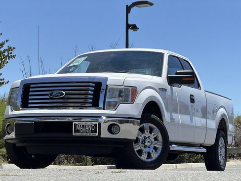 Used 2011 Ford F150 XLT w/ XLT Chrome Pkg RWD image 1