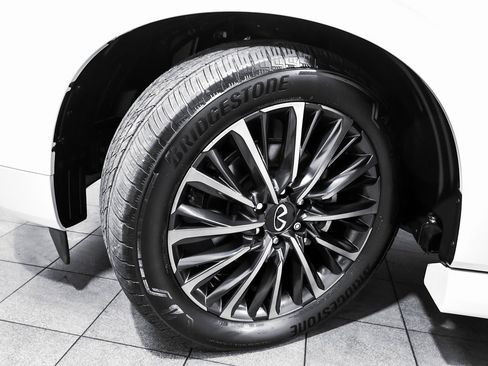 Used 2025 INFINITI QX80 Autograph image 7