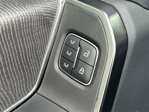 Used 2021 Ford F150 Platinum w/ Equipment Group 701A High image 27