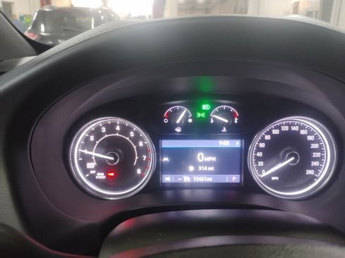 Used 2022 Buick Enclave Essence image 10