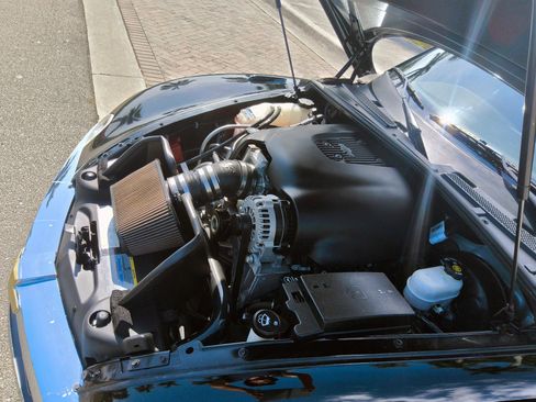 Used 2006 Chevrolet SSR w/ Preferred Equipment Group RWD image 46