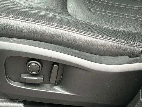 Used 2022 Land Rover Defender 110 X-Dynamic SE AWD/4WD image 20