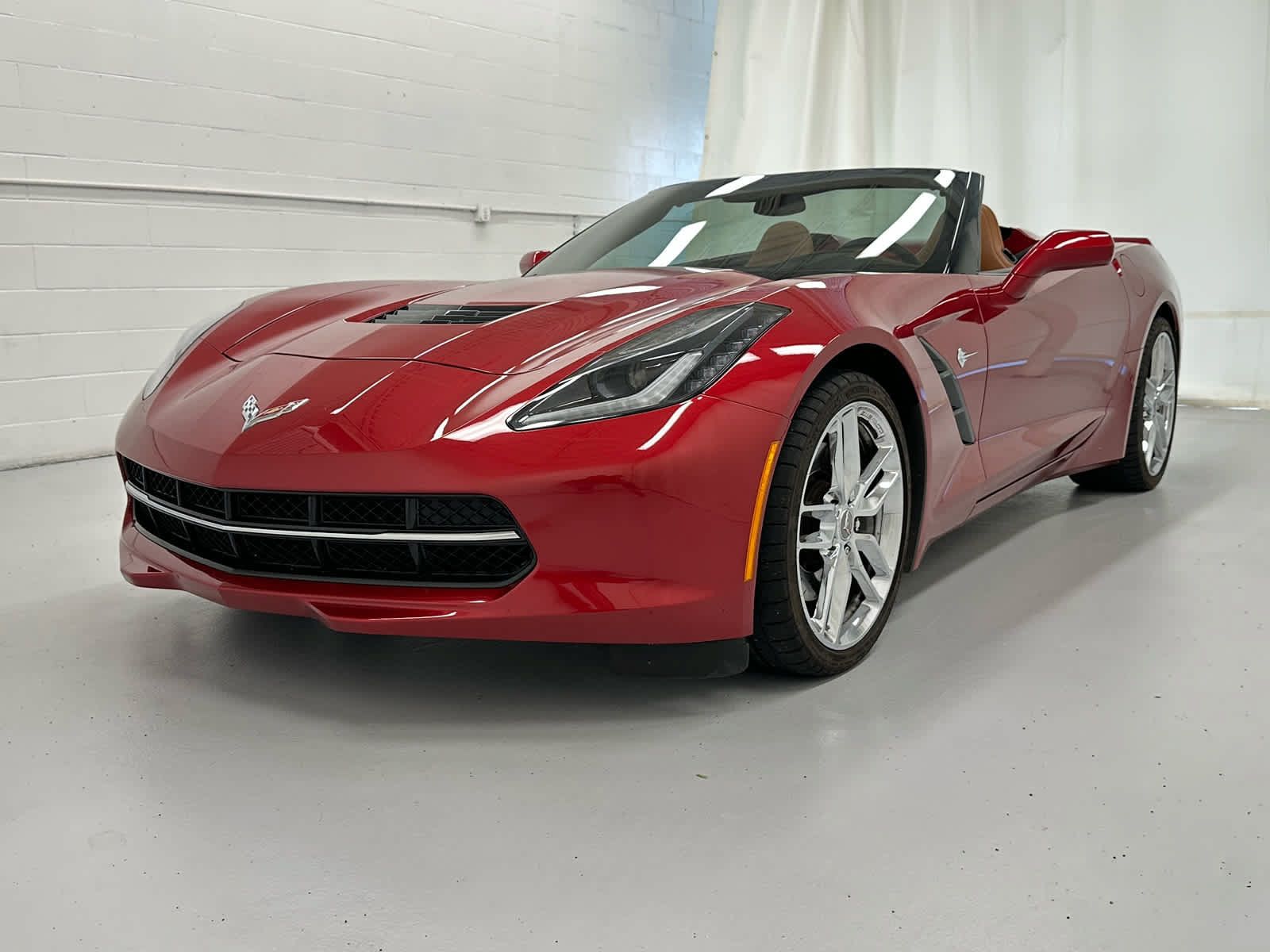 Used 2015 Chevrolet Corvette Stingray Convertible w/ 3LT Preferred Equipment Group RWD image 4