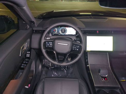 New 2026 Land Rover Range Rover Velar Dynamic SE AWD/4WD image 26