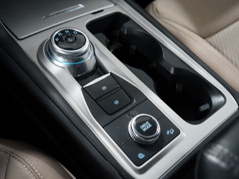 Certified 2022 Ford Explorer 4WD image 12