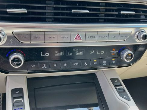Used 2021 Kia Telluride SX w/ SX Prestige Package AWD/4WD image 16