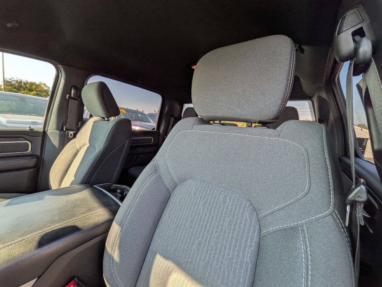 Used 2021 RAM 1500 Big Horn AWD/4WD image 14