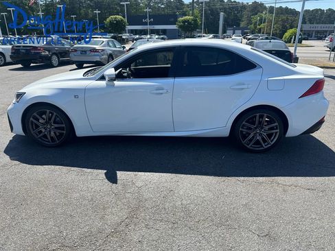 Used 2020 Lexus IS 300 F Sport w/ F Sport Package RWD image 9