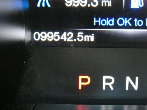 Used 2017 Ford Mustang Premium RWD image 30