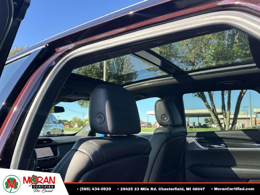 Used 2020 Cadillac XT5 Premium Luxury FWD image 13