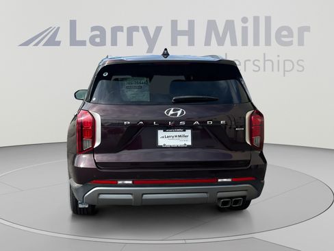 Used 2024 Hyundai Palisade SEL AWD/4WD image 5