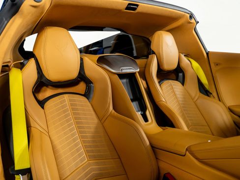 Used 2020 Chevrolet Corvette Stingray Premium Cpe w/ 3LT Preferred Equipment Group RWD image 30
