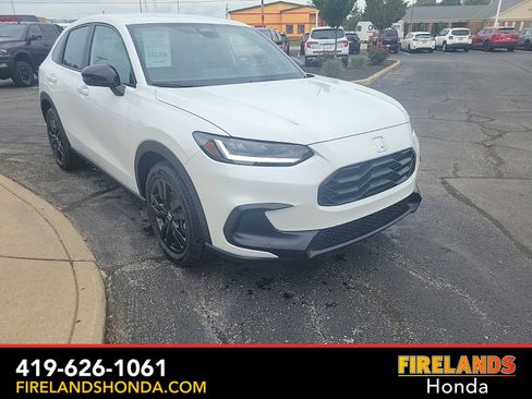 New 2026 Honda HR-V Sport image 3