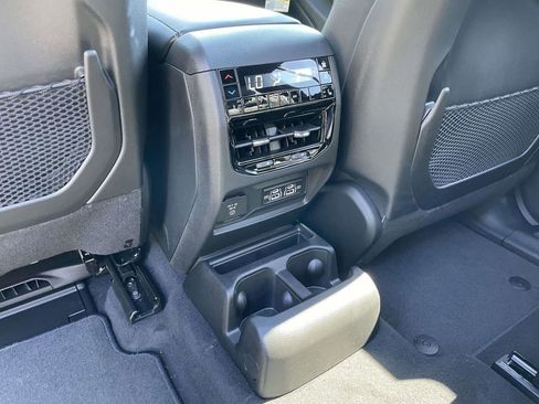 New 2025 Jeep Grand Cherokee L Limited w/ Black Appearance Package image 28