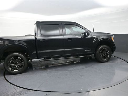 Used 2022 Ford F150 XLT w/ Equipment Group 302A High image 8