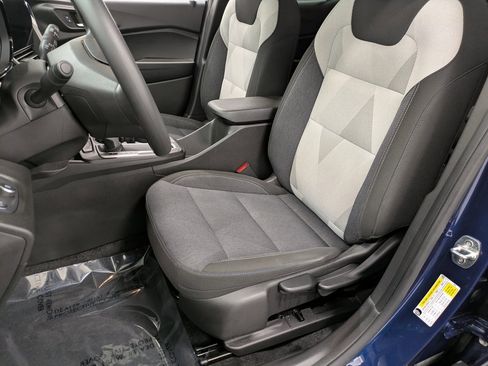 Used 2024 Chevrolet Trax LS w/ LS Convenience Package image 9