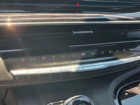 Used 2022 Cadillac Escalade ESV Sport w/ Touring Package AWD/4WD image 22