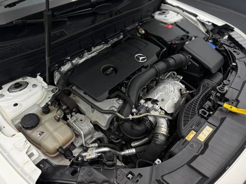 Used 2022 Mercedes-Benz GLB 250 4MATIC image 19