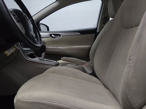 Used 2015 Nissan Sentra S image 17